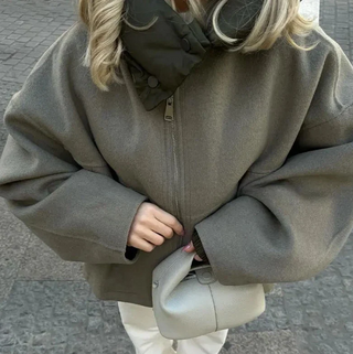 Veste Isaure